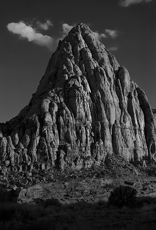 Pectol's Pyramid, Capitol Reef National Park, UT