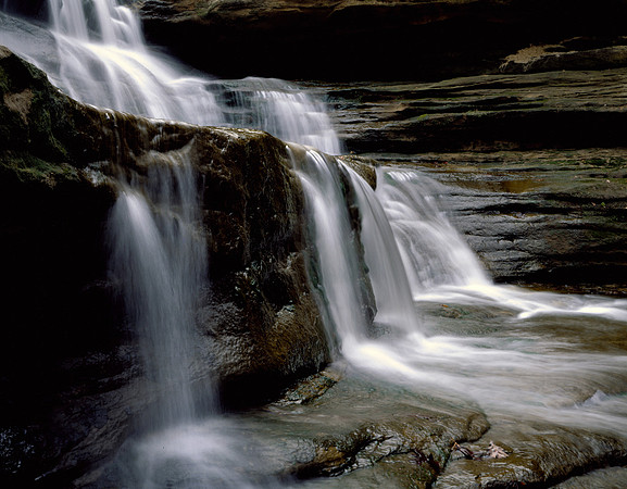 Tonty Canyon Waterfall, Starved Rock State Park, IL