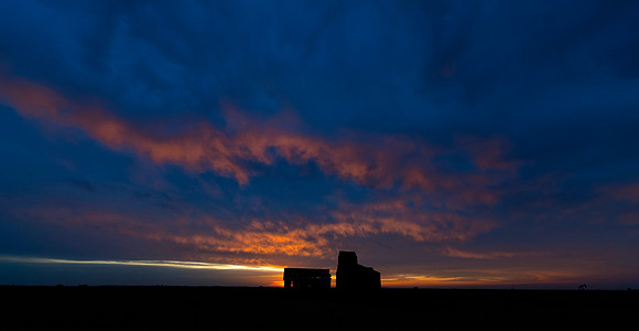 Sunset, Bottinueau County, ND