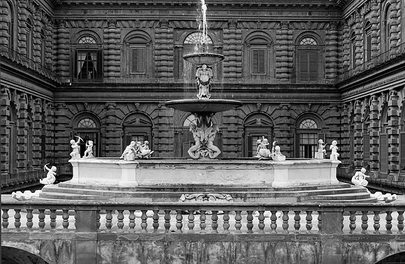 Fountain, Giardino di Boboli, Florence, Italy
