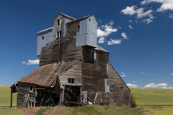 Grain Elevator, Pullman, WA