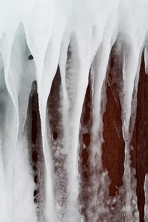 Spiral Icicles II, Weborg Dock, Gills Rock, Door County, WI (January 22, 2016, 12:43pm)