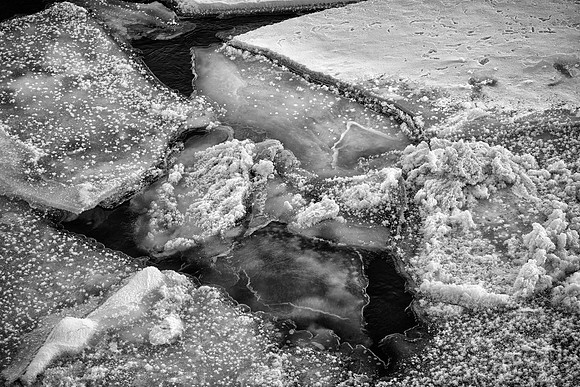 Ice, Fox River, Geneva, IL