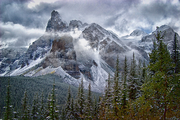 Moraine Lake Approach, Banff National Park, Canada