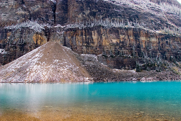 Aqua Reflections, Moraine Lake, Valley of the Ten Peaks, Banff National Park, Alberta, Canada