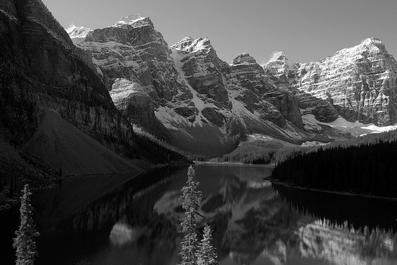 Moraine Lake and Valley of the Ten Peaks, Banff National Park, Alberta, Canada