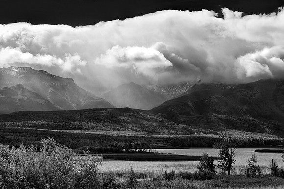 Waterton-Glacier International Peace Park, Canada