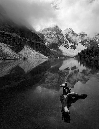 Moraine Lake, Valley of the Ten Peaks, Banff National Park, Alberta, Canada
